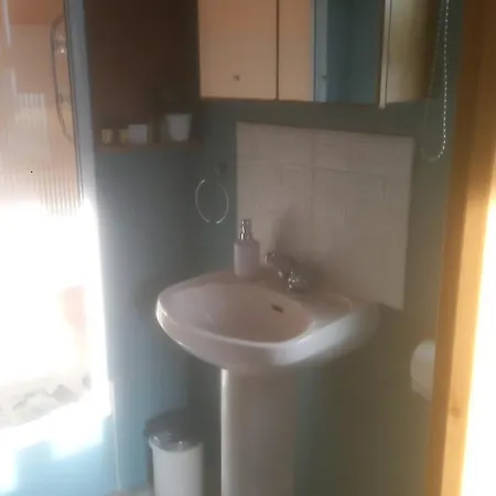 Hills View Accommadation 샬레 Borrisoleigh