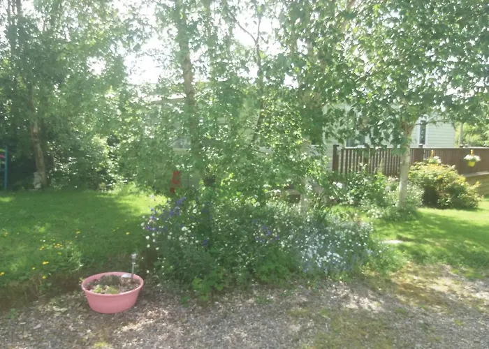 Hills View Accommadation Chalet *